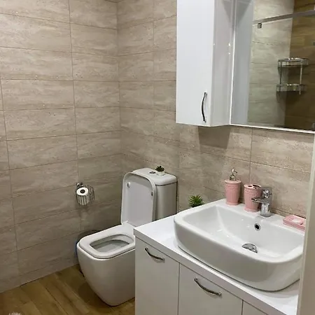Sol'S M2 White Modern Apartments Tbilisi Exterior photo