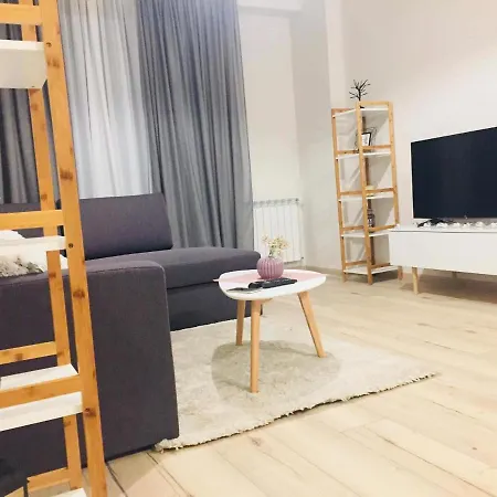 Sol'S M2 White Modern Apartments Tbilisi Exterior photo
