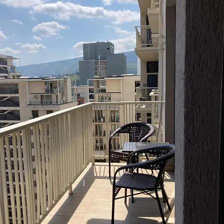 Sol'S M2 White Modern Apartments Tbilisi Exterior photo