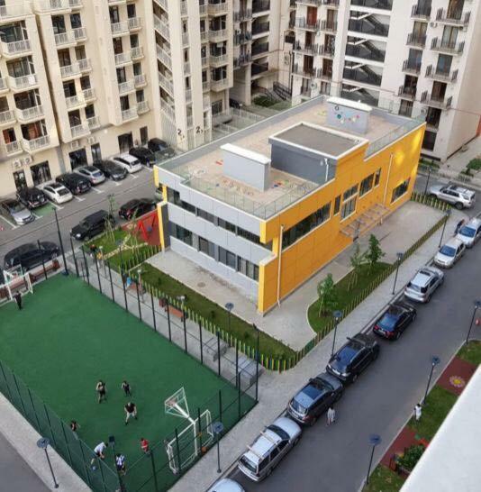 Sol's M2 White Modern Апартаменты Тбилиси