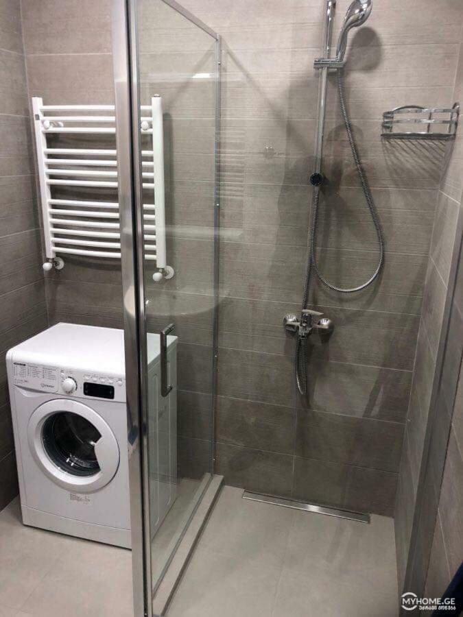Sol's M2 White Modern Апартаменты Тбилиси